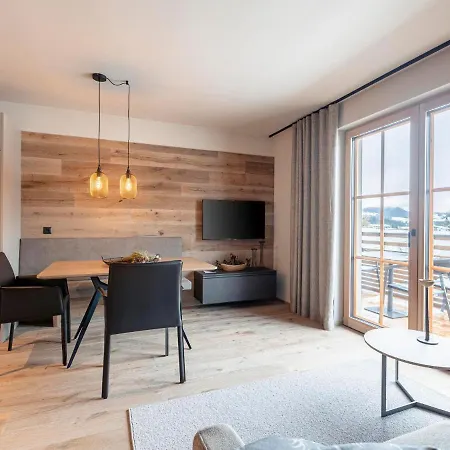 Luxury With Sauna, Lift Within Walking Distance